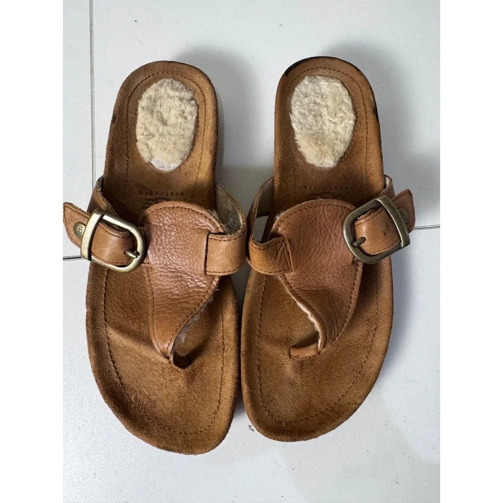 UGG Australia Leather Thong Sandals Women Size 6 Brown Shearling Lined Boho‎